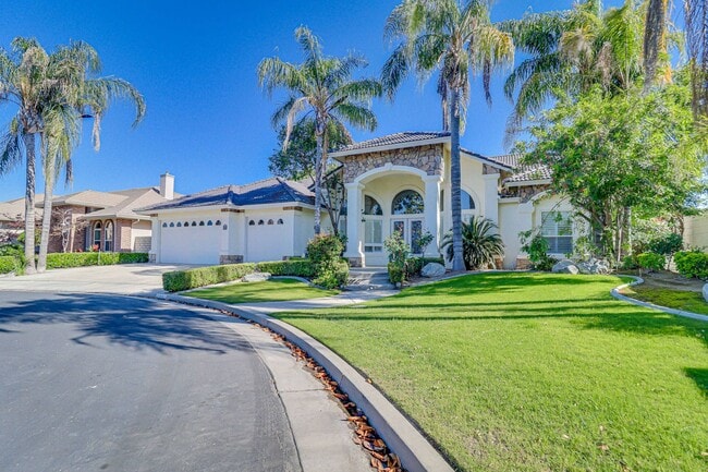 Photo - Stunning Seven Oaks Home in Gated Cul-de-Sac Community with Pool! 4+2 bath
