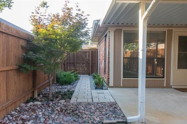 Photo - 557 Grace Dr