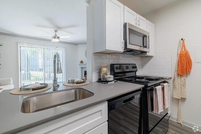 Building Photo - 200 Hollow Tree Ln Unit 2037-1 Rental