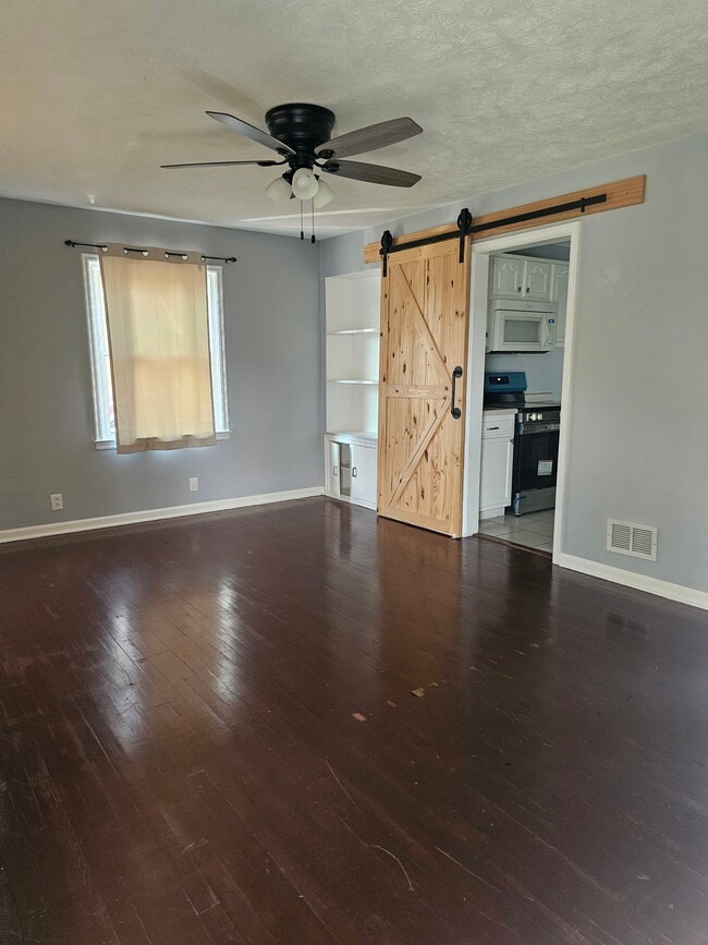 Photo - 2802 Van Buren St