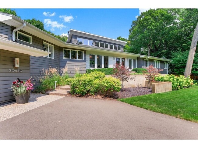 Photo - 20650 Bayview Ct