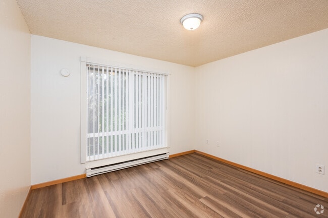 2BD, 2BA - 990-1,200SF