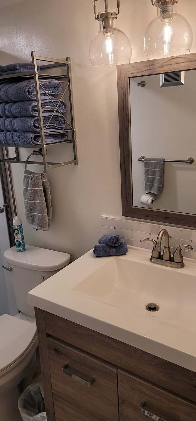 Photo - 439 S Paula Dr Unidad 103