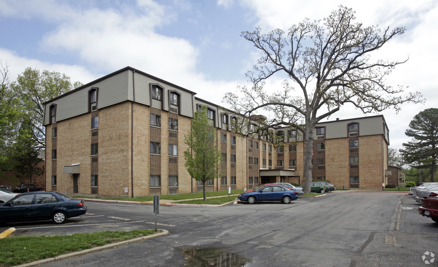 Photo - Concordia House