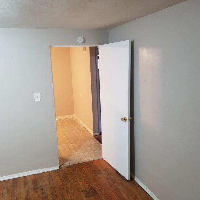 Photo - Conveniently Located 2 Bedroom Apartment in Millvale!