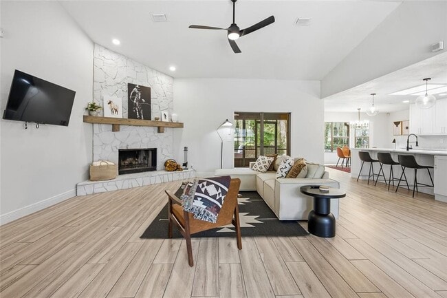Photo - 8274 NW 47 St