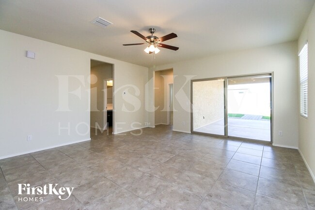 Photo - 10404 E Marigold Ln