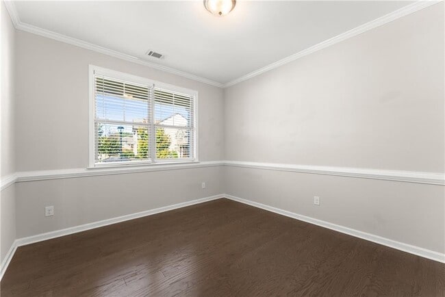 Photo - 156 Round Pond Dr