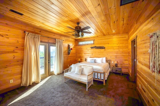 Photo - 921 Ridge Peak Dr