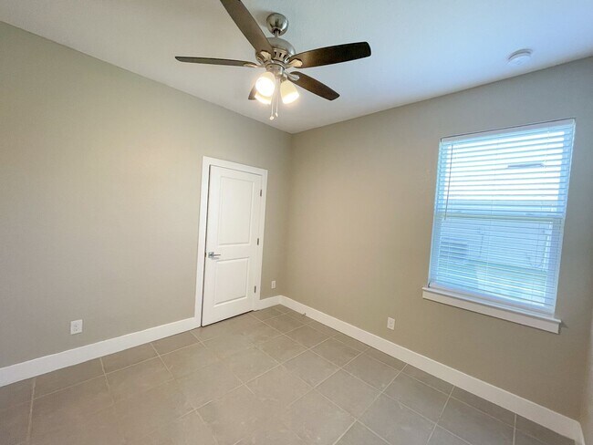 Photo - Gorgeous Poinciana Home Available Now!!