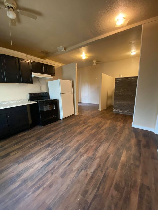 Photo - 514 Ruddy St