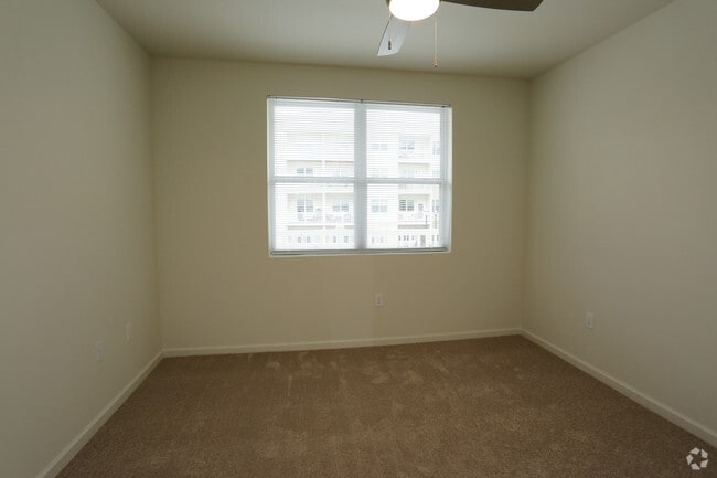 1BR,1BA - The Meridian at Fondren