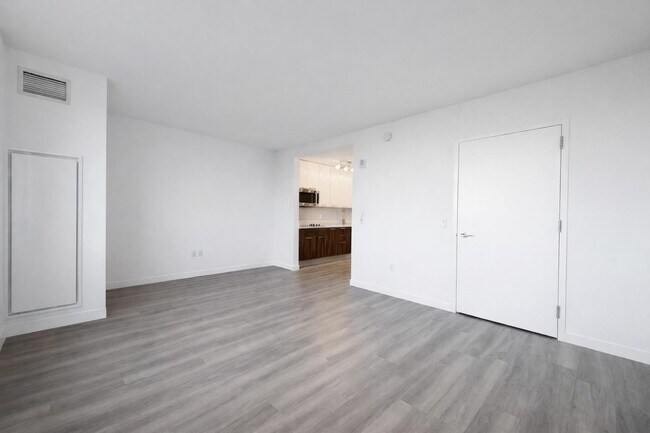 Photo - 1524 Sheepshead Bay Rd Unit 8F