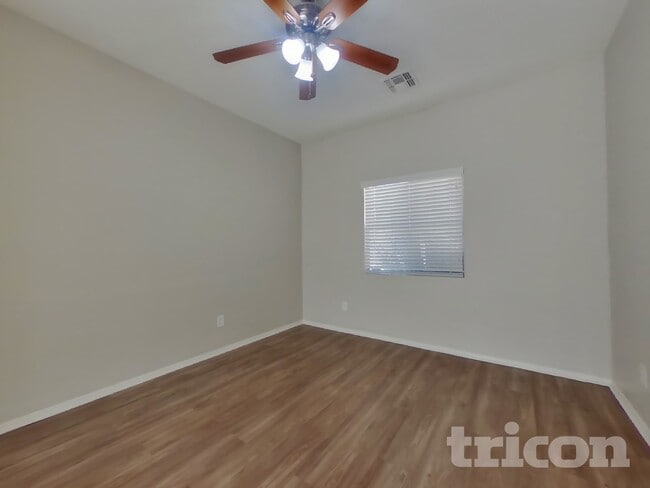 Photo - 10268 W Sands Dr