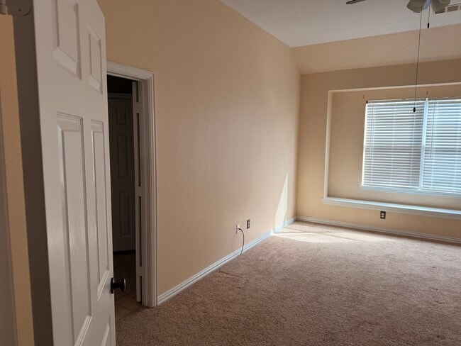 Photo - 10133 Sanden Dr