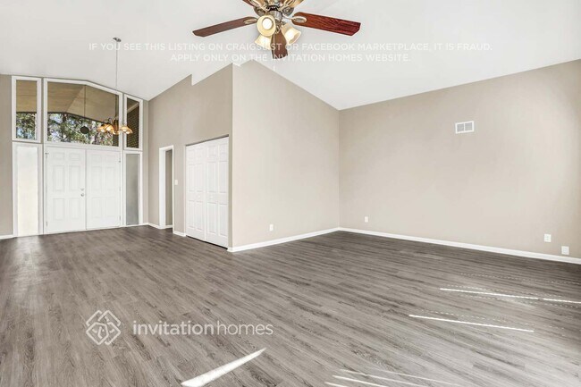 4616 Greenleaf Cir SW