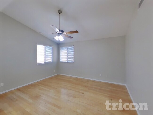 Photo - 2613 N 89th Dr