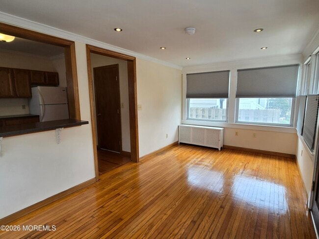 Photo - 904 Bergh St