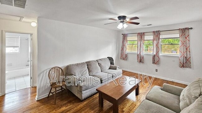 Photo - 2317 2nd Ave Rental