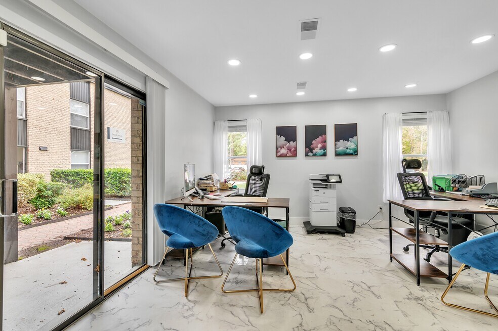 Taro Walk Leasing Office