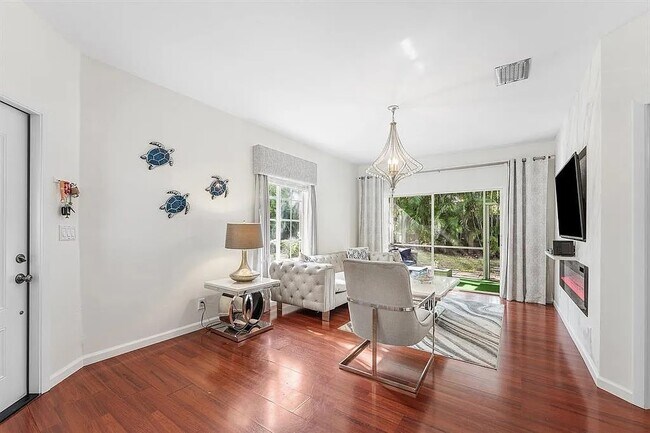 Photo - 20 S Lakeshore Dr