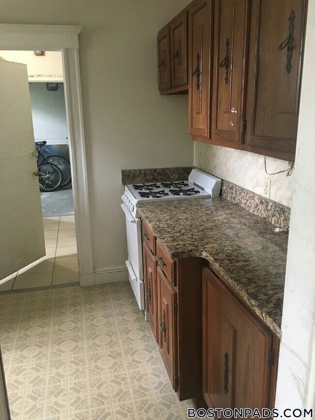 Photo - 88 Maple St Unit B