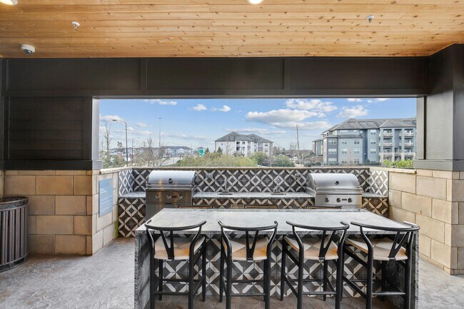 The Maxwell at Highland Creek