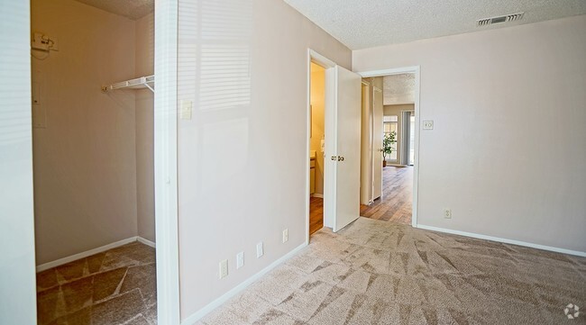 Interior Photo - Bandera Crossing Rental