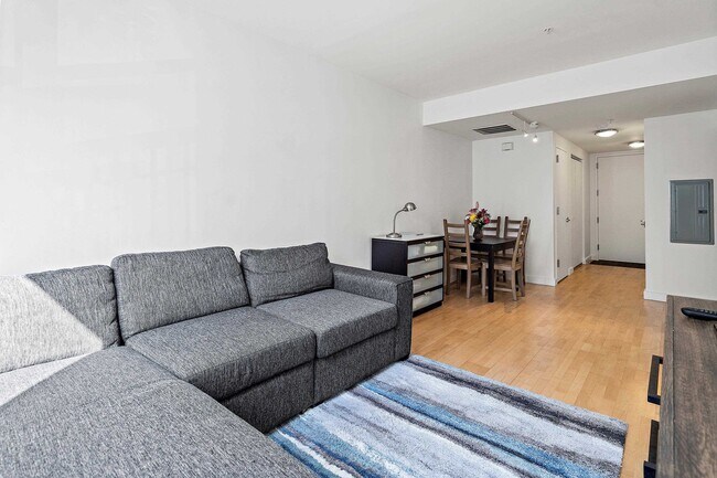 Photo - 222 Montgomery St Unidad 1D