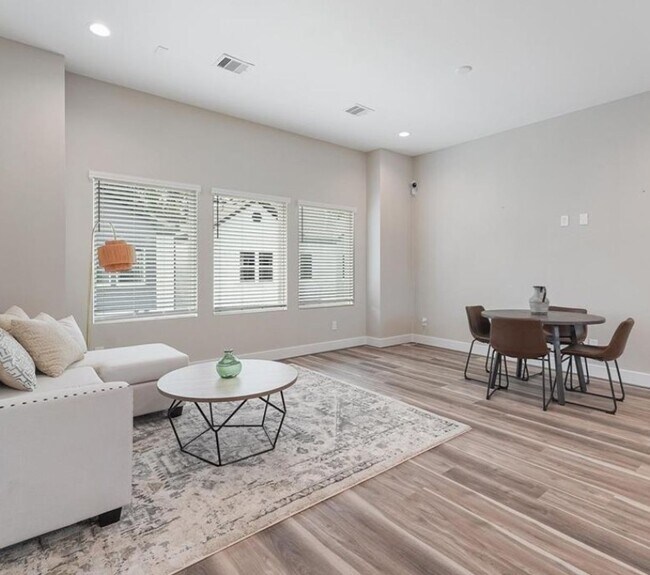 Photo - Luxury New Construction Home for Lease – Easter Jensen Area, North Houston