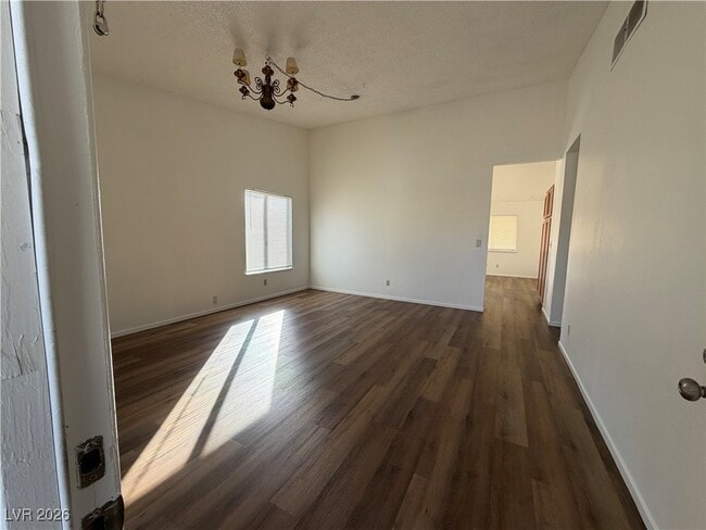 Photo - 6301 Copperfield Ave