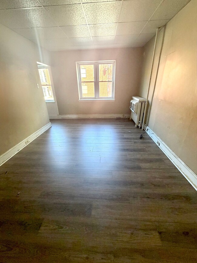 Photo - 446 N Duke St Unit 1r