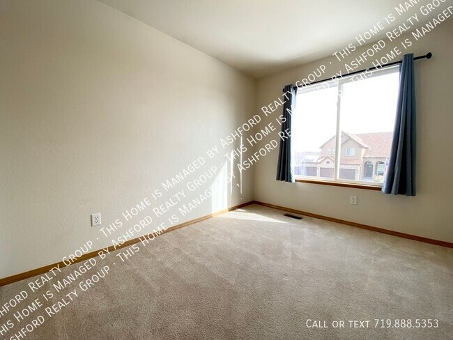 Photo - 5704 Brennan Ave