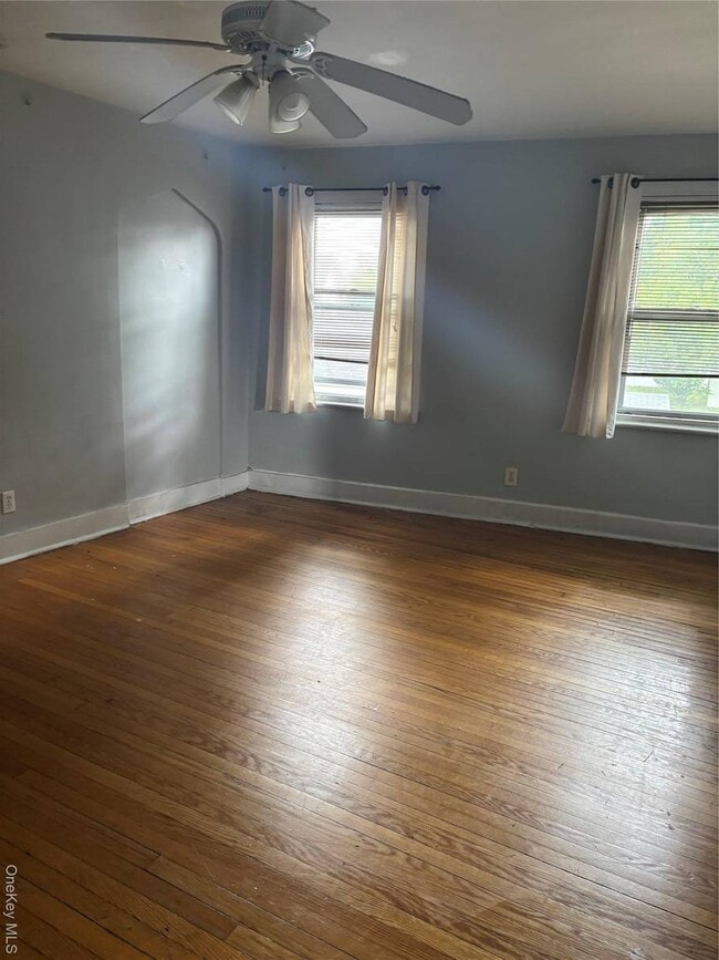 Photo - 457 Montauk Hwy