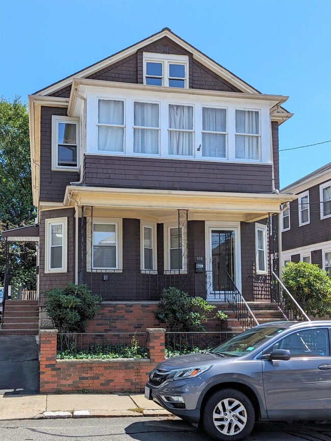 Building Photo - 108 W Quincy St Unit 1 Rental