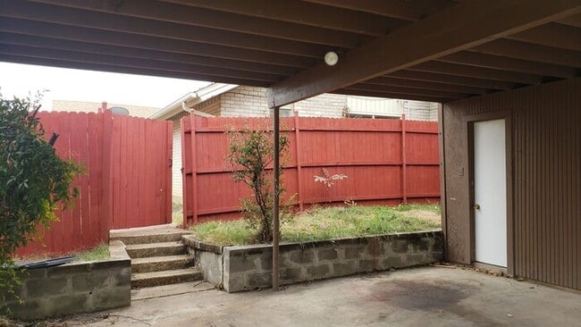 Building Photo - 13441 Blossomheath Ln
