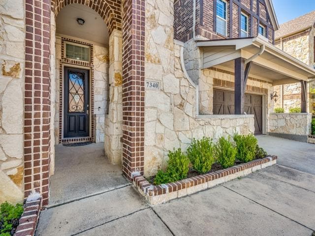Photo - 7340 Beranger Dr