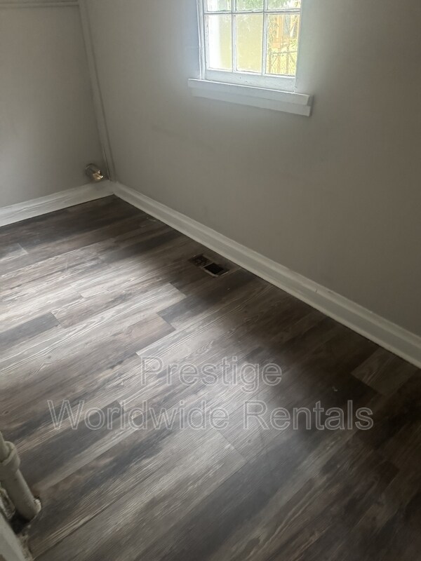 Photo - 3905 Oates Ave