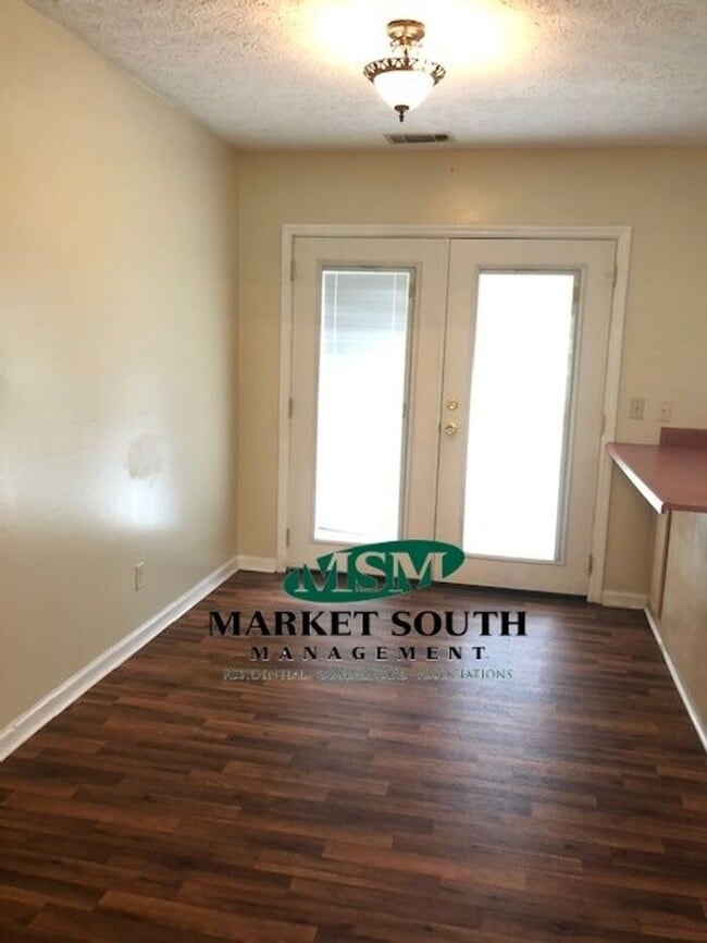 Photo - RICHMOND HILL - PIERCEFIELD FOREST