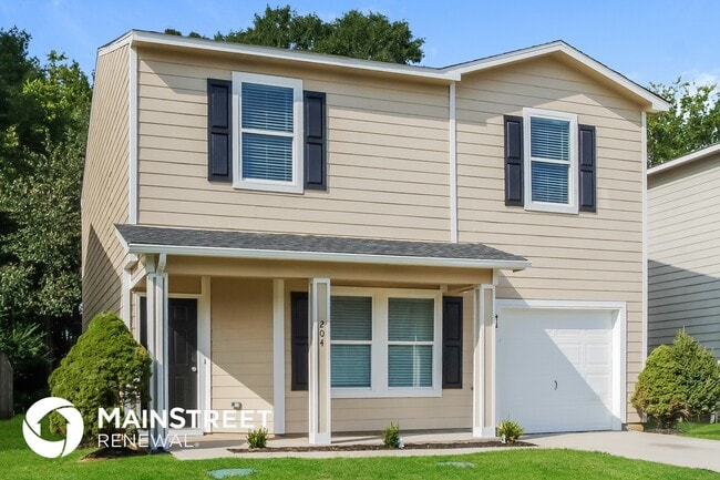 Photo - 204 Farmington Dr