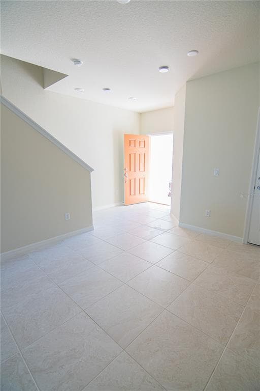 4647 Green Palm Ln