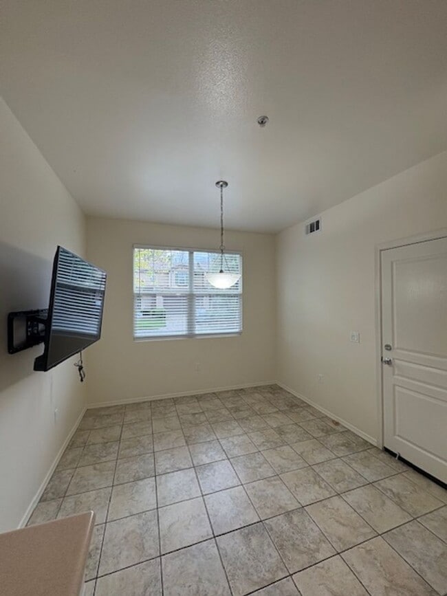 Photo - 9137 Arbol del Rosal Way