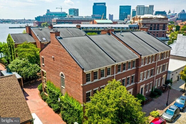 Photo - 926 Fell St Townhome