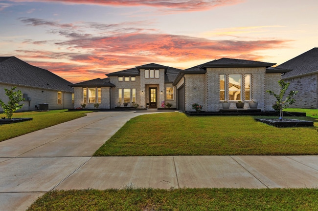 Photo - 708 Lemmon Ln