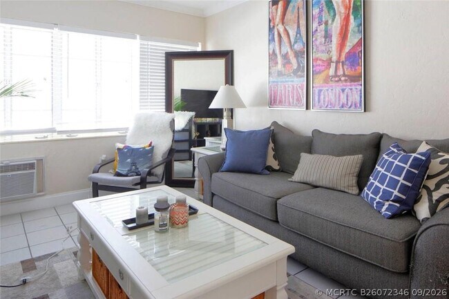 Building Photo - 840 80th St Unit 7