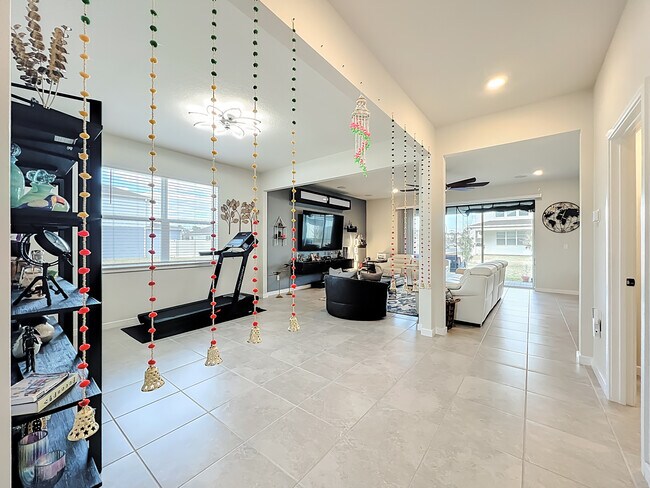 Photo - 1021 Savannah Palms Blvd