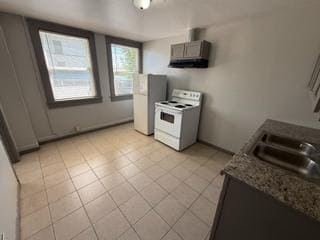 Photo - 118 E 3rd St