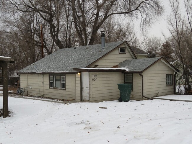 Building Photo - 1620 Canary Ave Unit 1620 Canary