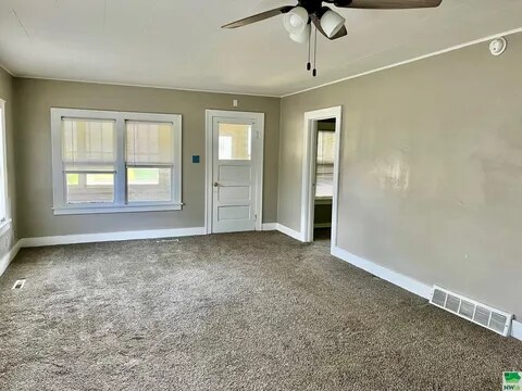 Photo - 122 Walnut St