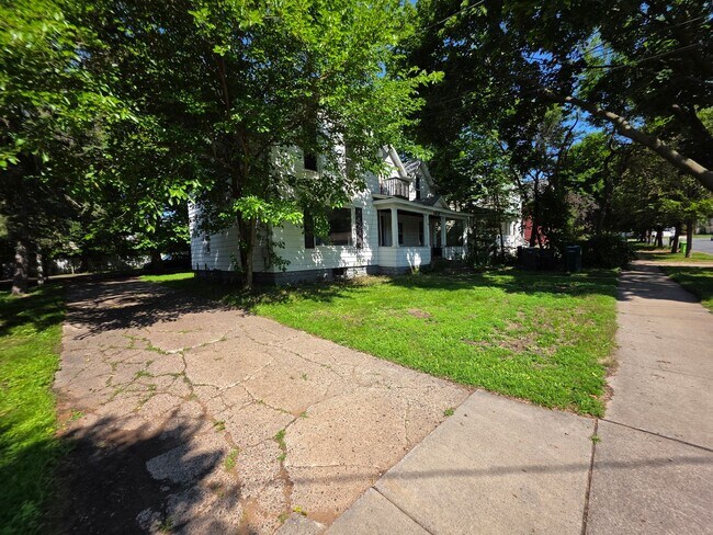 1812 Kendall St Unit 1812